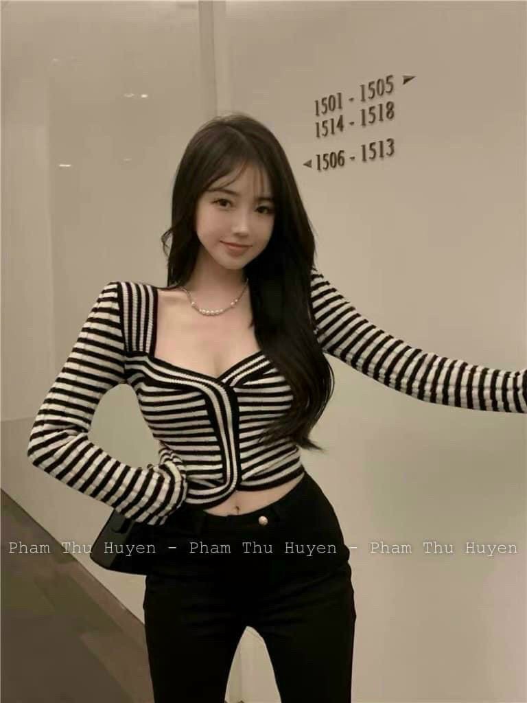 ÁO KIỂU SỌC XOẮN NGỰC SIÊU HOT.