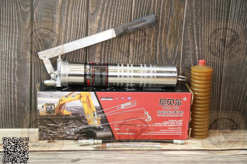 Bơm mỡ bò cầm tay 1 ti kim loại NBE 786 (Tặng kèm 1 chai mỡ con sâu 400 Gram)