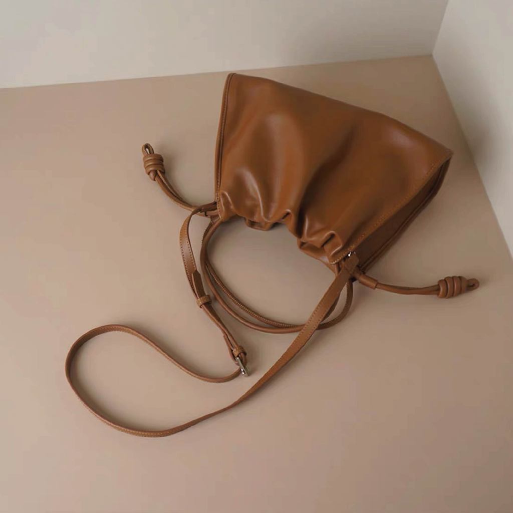 Túi xách nữ NALYN Chalot Bag màu Nâu da thật