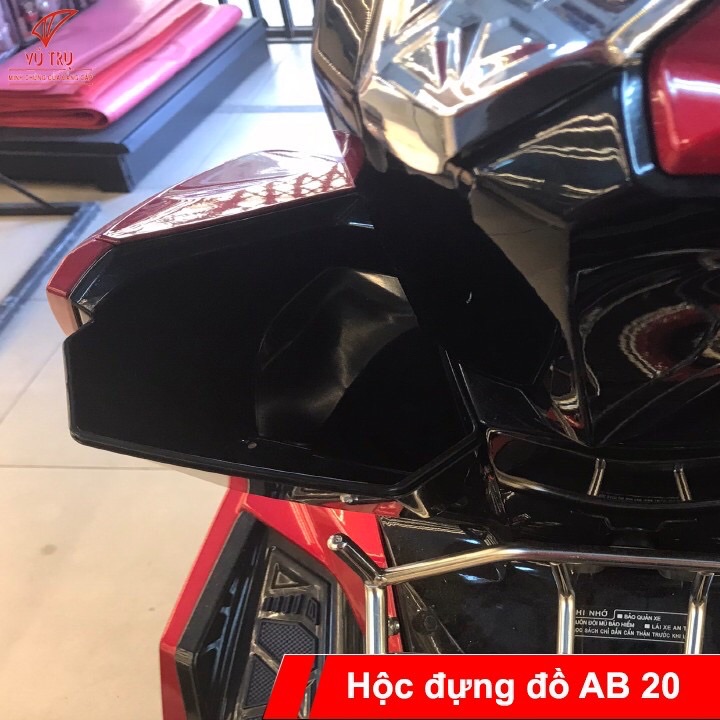 Hộc đựng đồ AB 2020