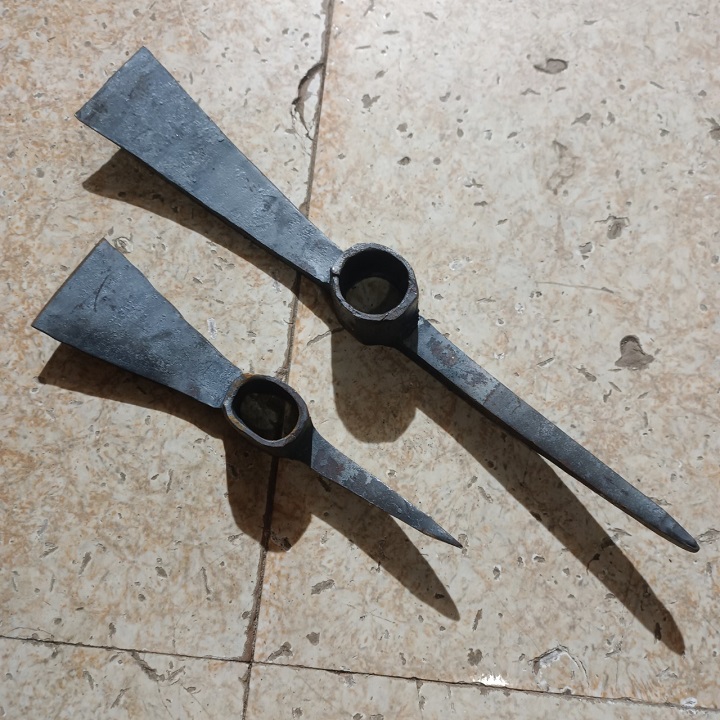 Cuốc trim làm vườn dày khoẻ