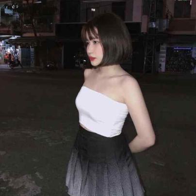 Áo ống trơn (2 màu đen hoặc trắng)