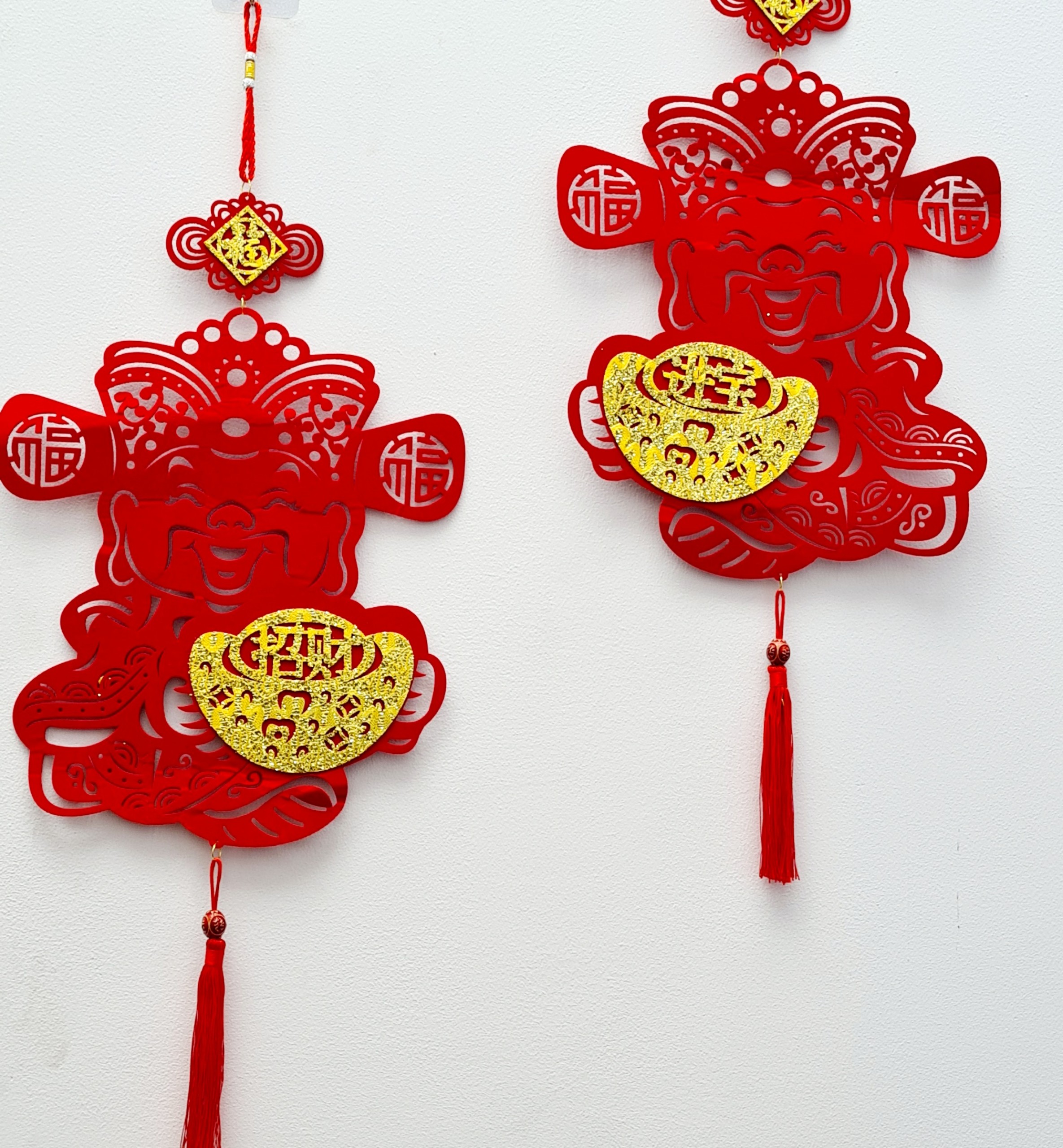 1 đôi (cặp) câu đối đỏ trung hoa, liễng treo cửa trang trí tết in chữ vàng làm từ vải nhung đẹp cao cấp
