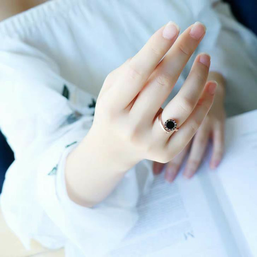 Nhẫn Nữ Đẹp, Nhẫn Titan Đá Đen Cá Tính