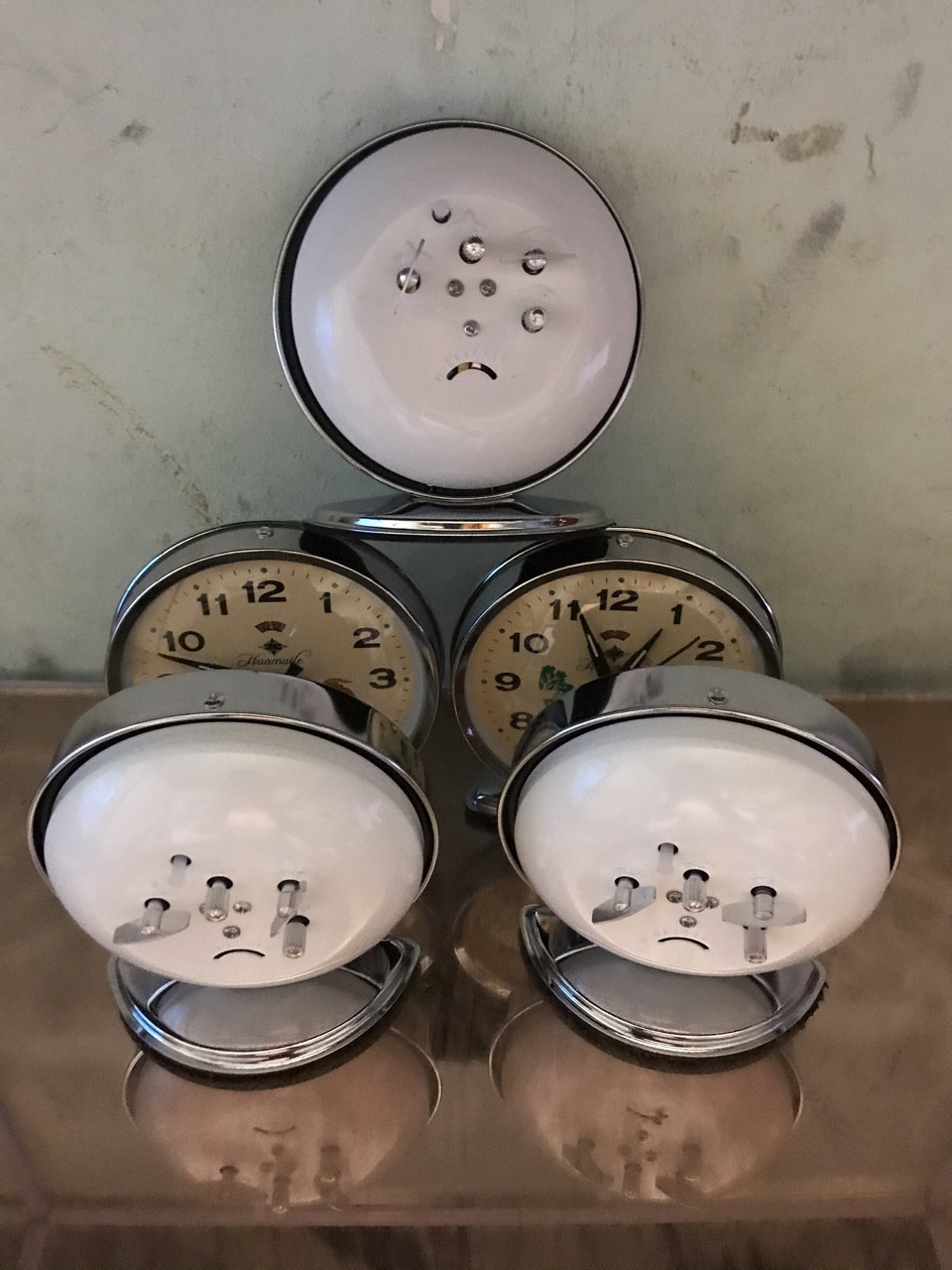 Đồng Hồ gà trống mổ thóc tròn