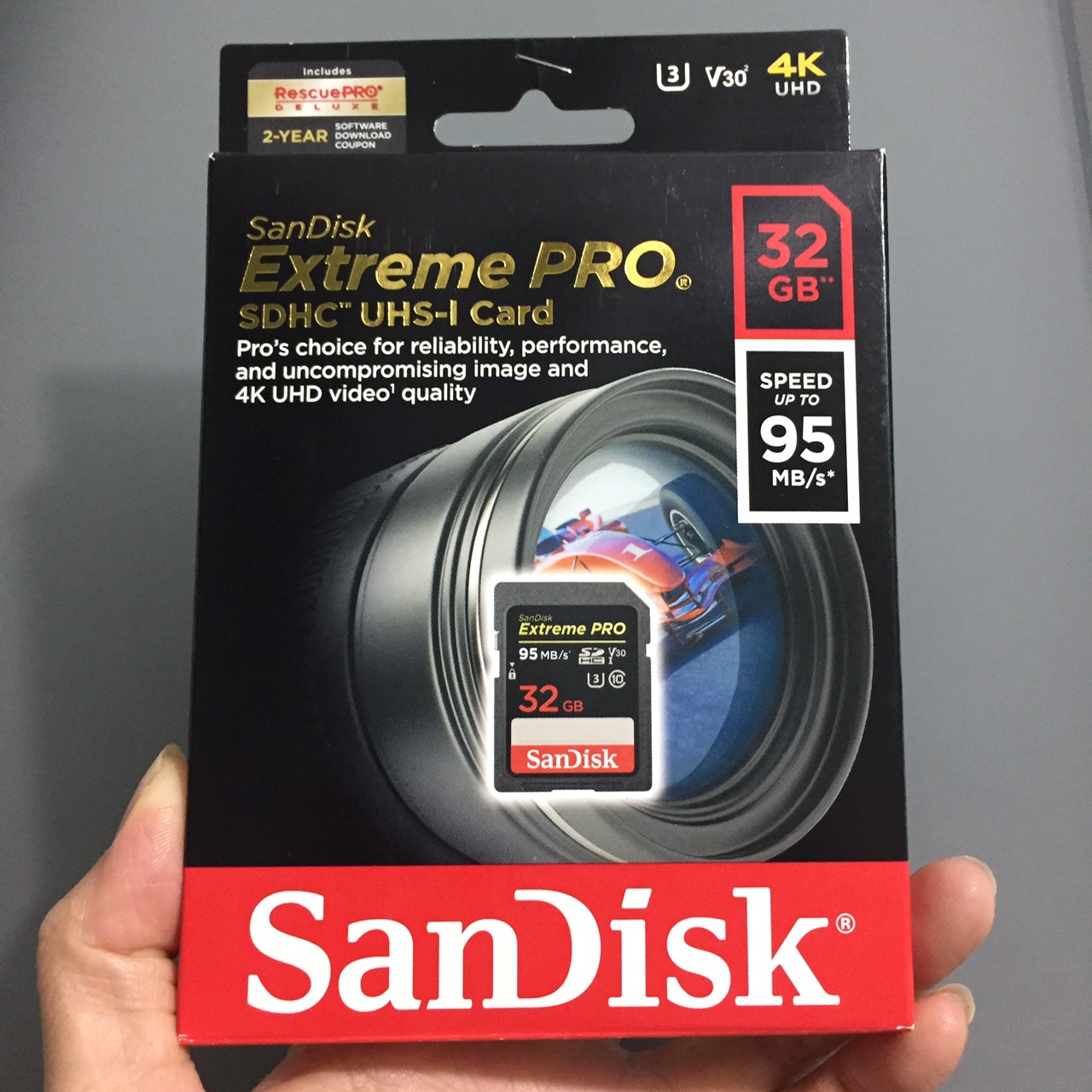 [ 32GB/ 64GB/ 128GB/ 256GB] Thẻ nhớ SD tốc độ 200MB/s Sandisk Extreme PRO (U3 - V30) SDSDXXY
