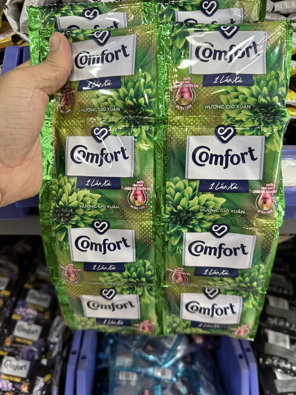 Dây 10 gói nước xả Comfort 1 lần xả