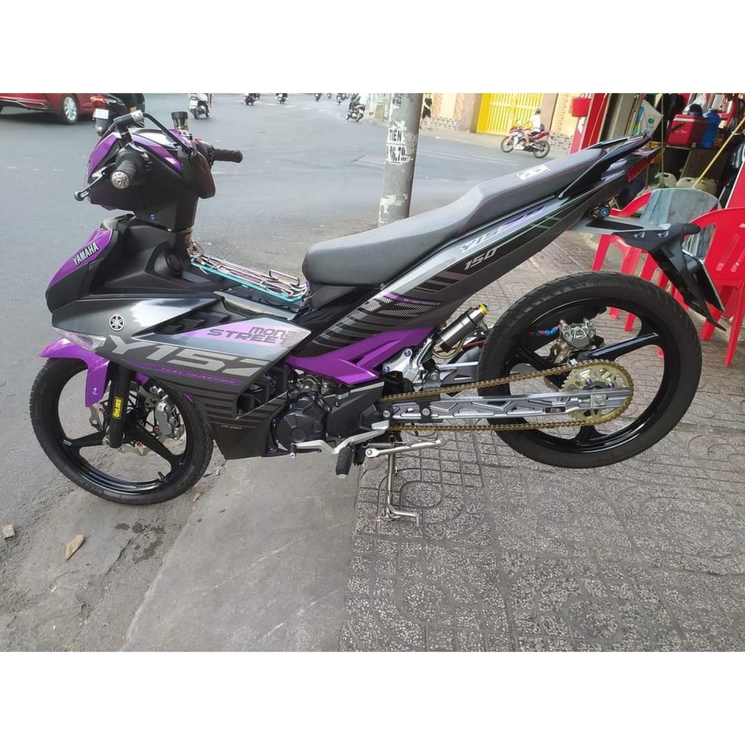 Tem chế exciter 150 y15zr đen phối tím