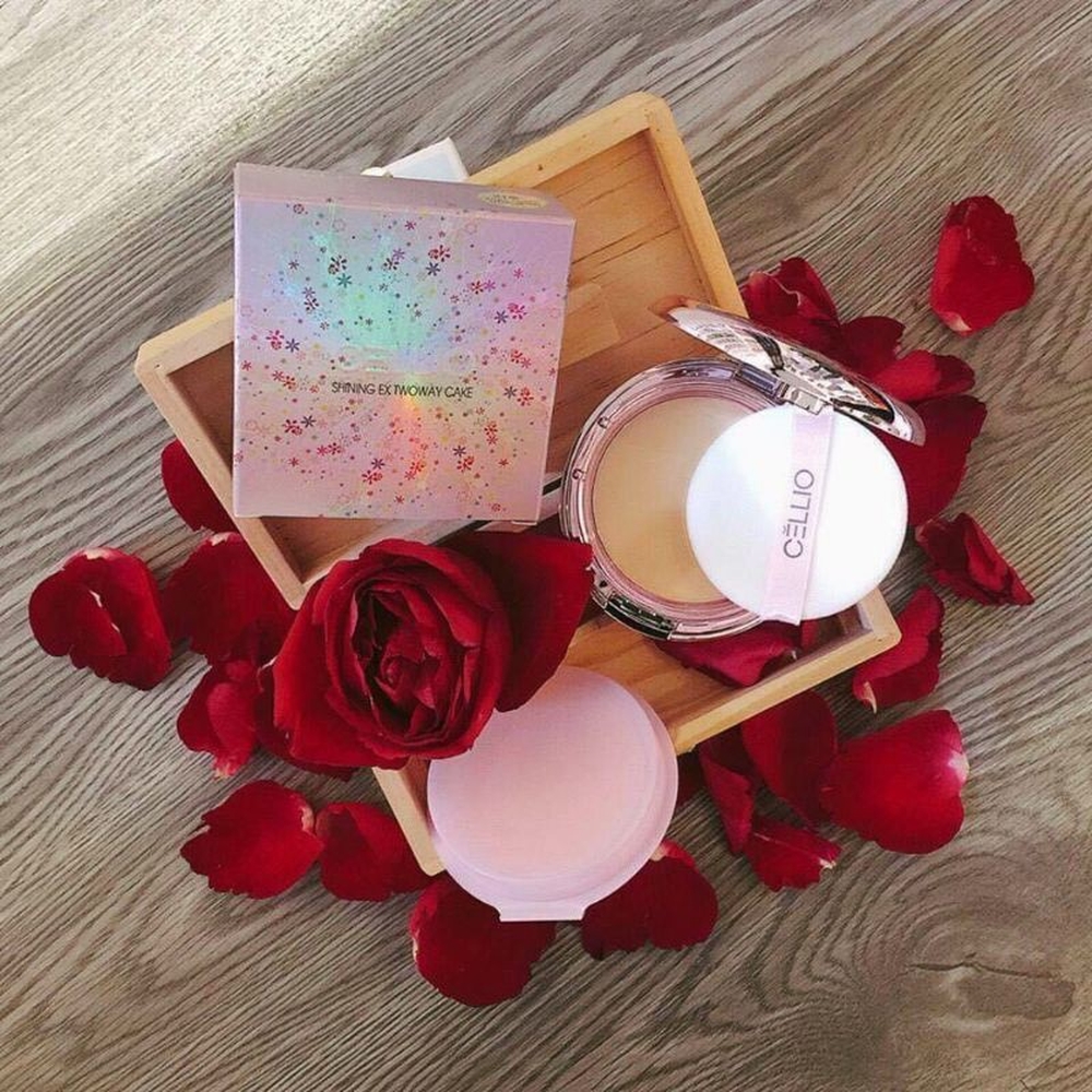 Phấn Nén Cellio Shining Ex SPF 36 Kèm Thêm Lõi Phấn