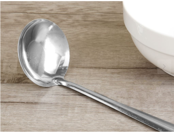 Vá Canh Vá lẩu Inox Cán Dài Dày