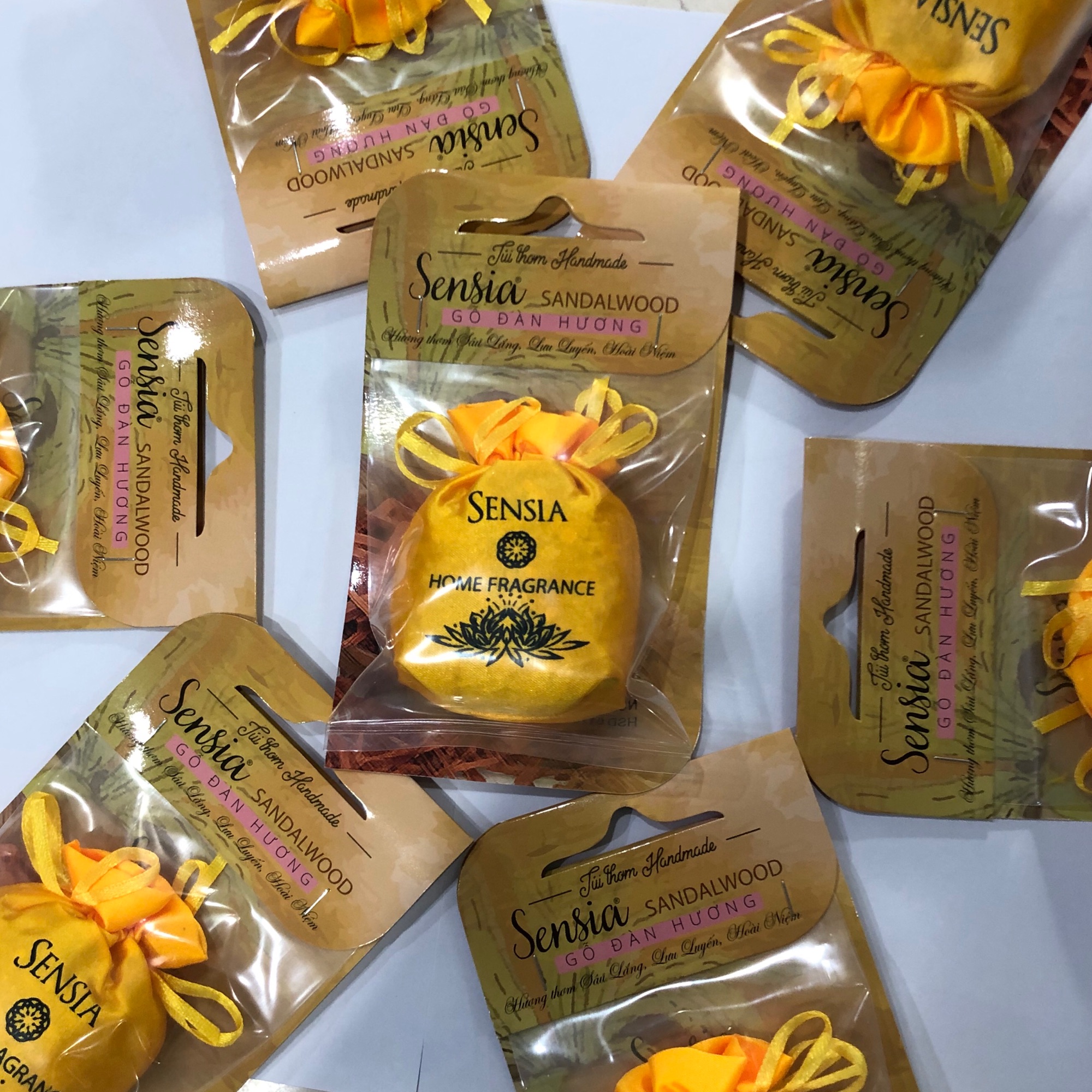 Túi thơm Hương Gỗ Đàn Hương 30g