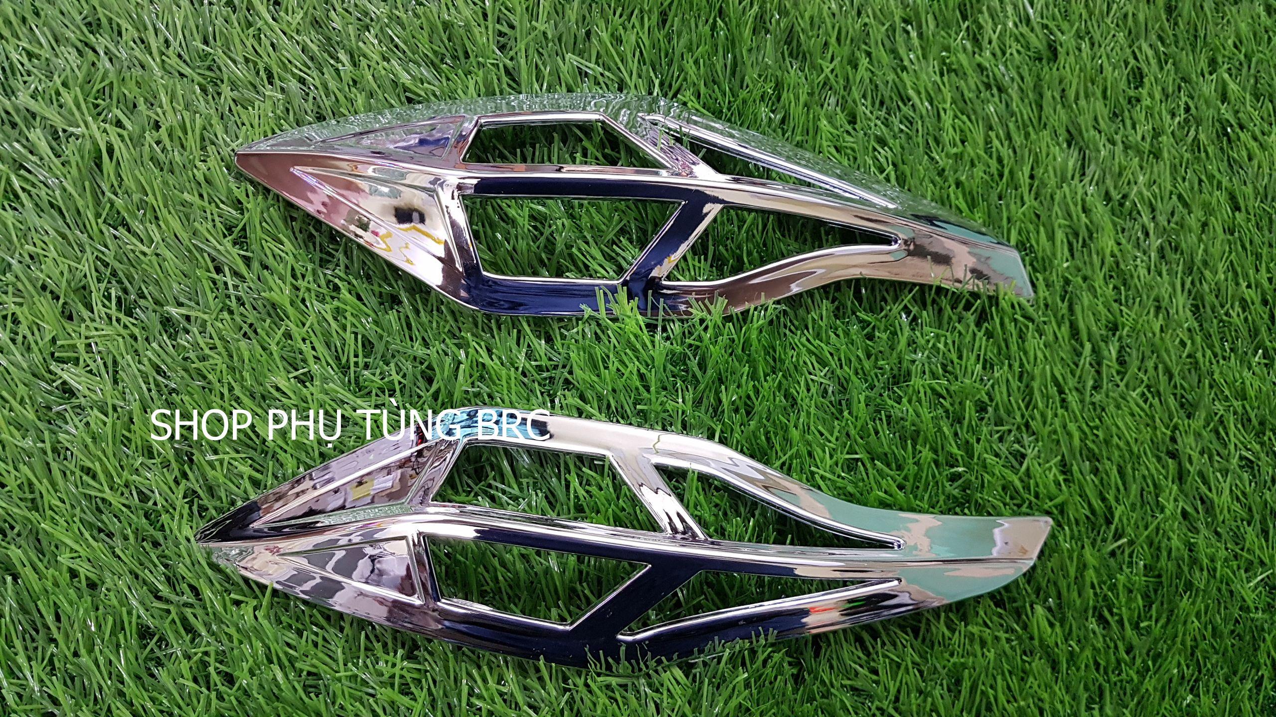 Ốp xi nhan trước xe SH 2020