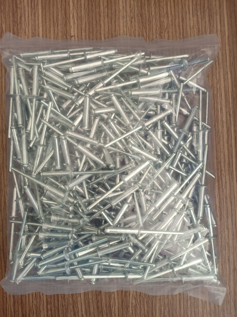 1 BỊCH ĐINH RÚT RIVE 4x19 (500g) M.E HOÀNG KHANG