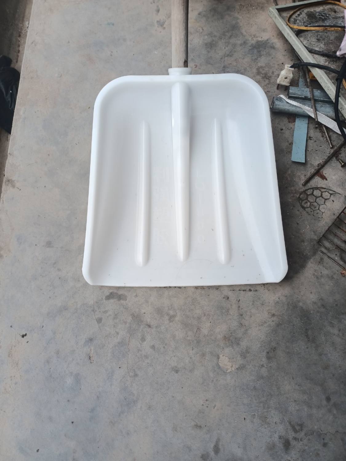 Xẻng nhựa ,xẻng xúc  cỡ lớn 420x370mm