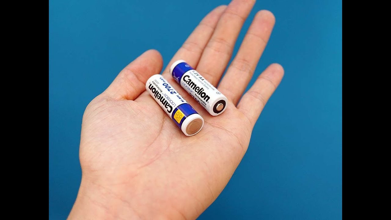 Pin sạc AA Camelion 2700mAh (Trắng)