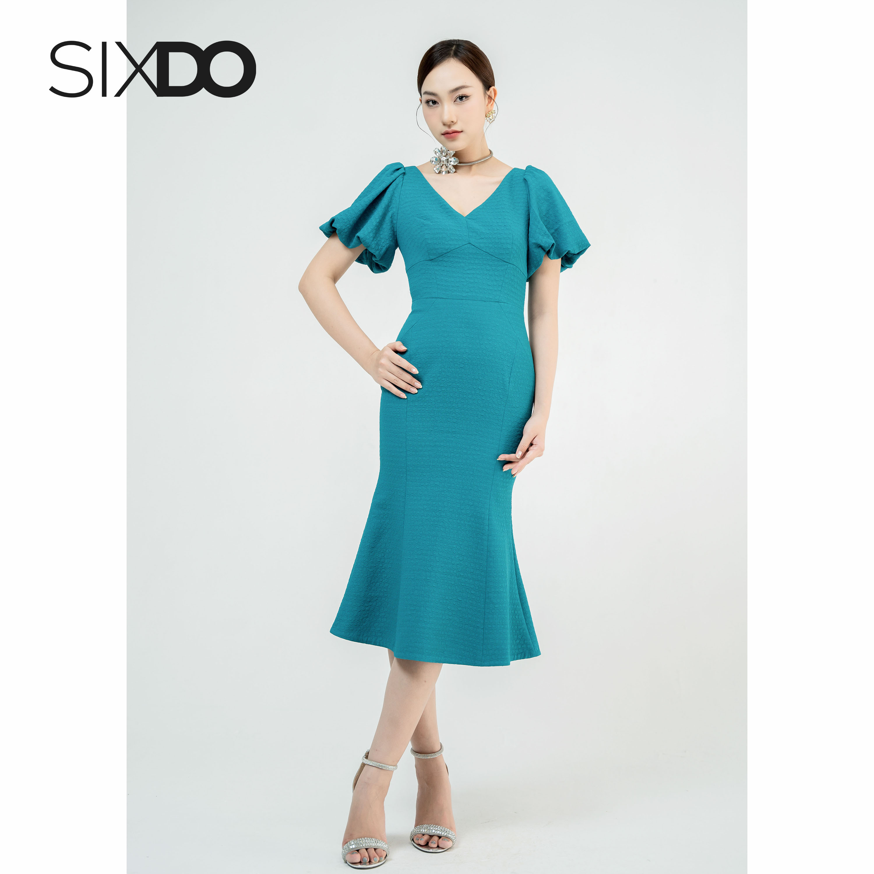 Đầm midi đuôi cá cổ v tay phồng sixdo