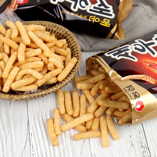 Snack tôm cay Nongshim 75g, 90g