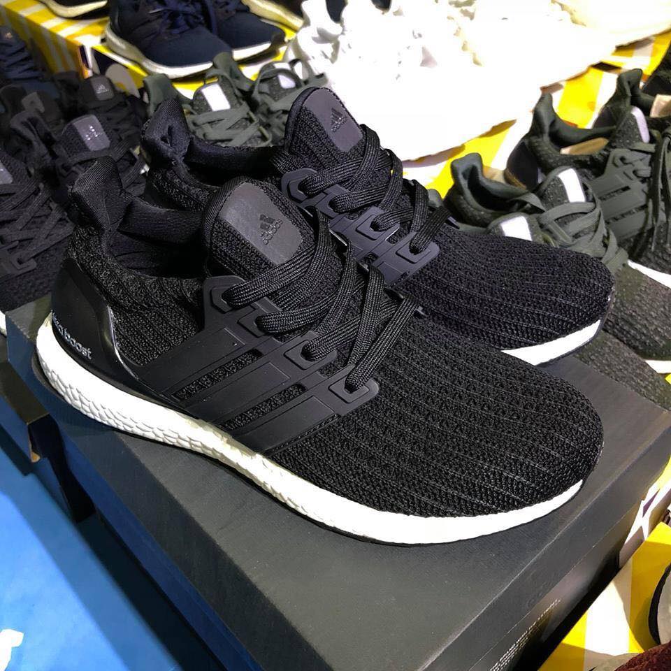 Giày Thể Thao Chạy Bộ UltraBoost Đế Siêu Êm