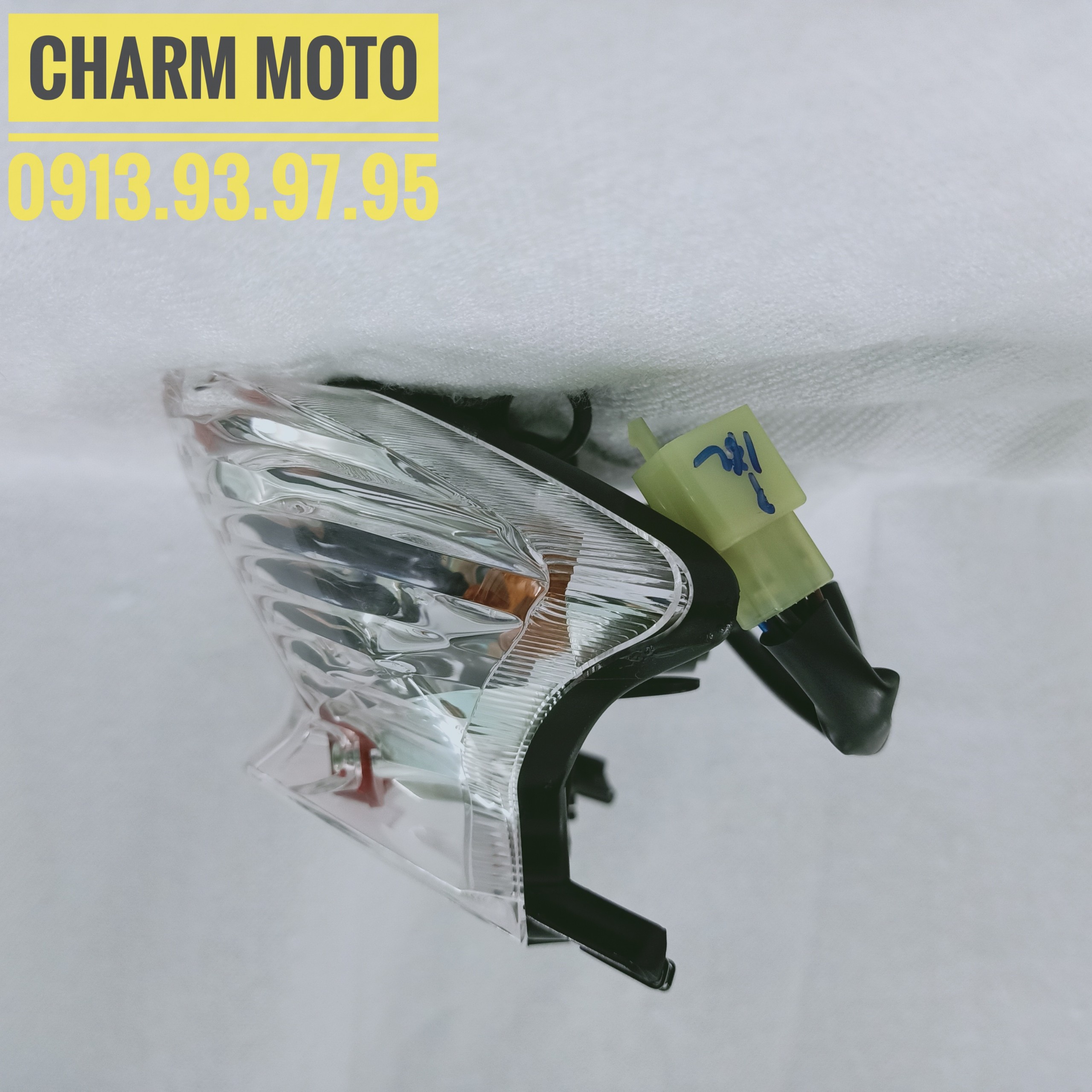 Đèn hậu MIO nhỏ, MIO đời đầu