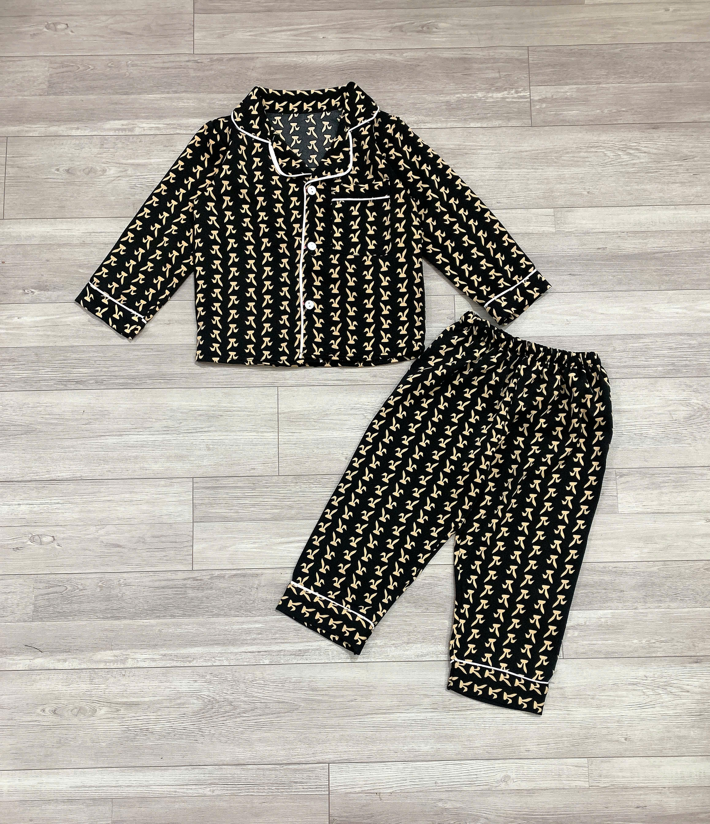 Bộ pyjama lụa dài tay bé trai,bé gái 10-36kg