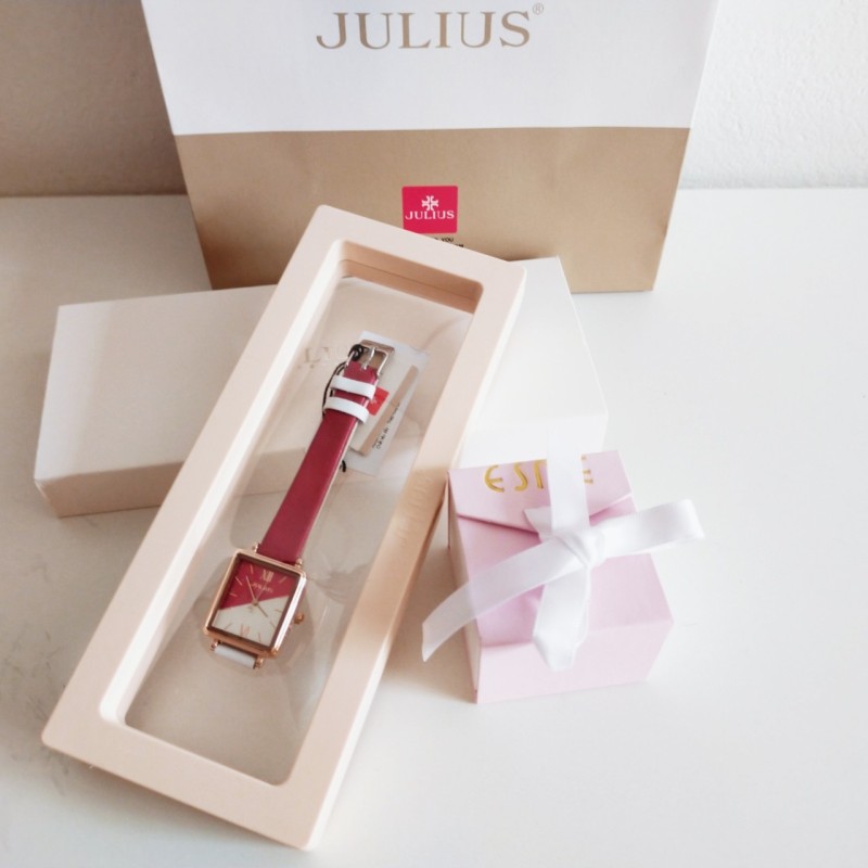 Đồng hồ nữ Julius JA-1317 dây da phối 2 màu tặng kèm nhẫn Esme trị giá 349k