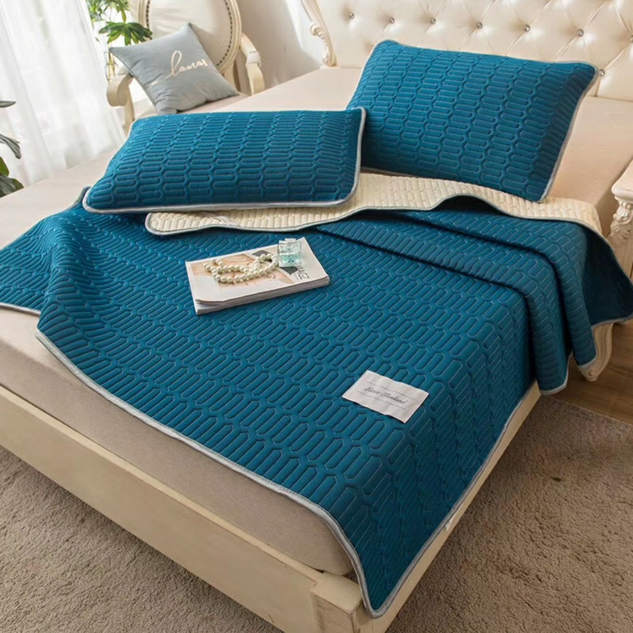 Chiếu điều hòa cao su non 1m8 xanh đậm