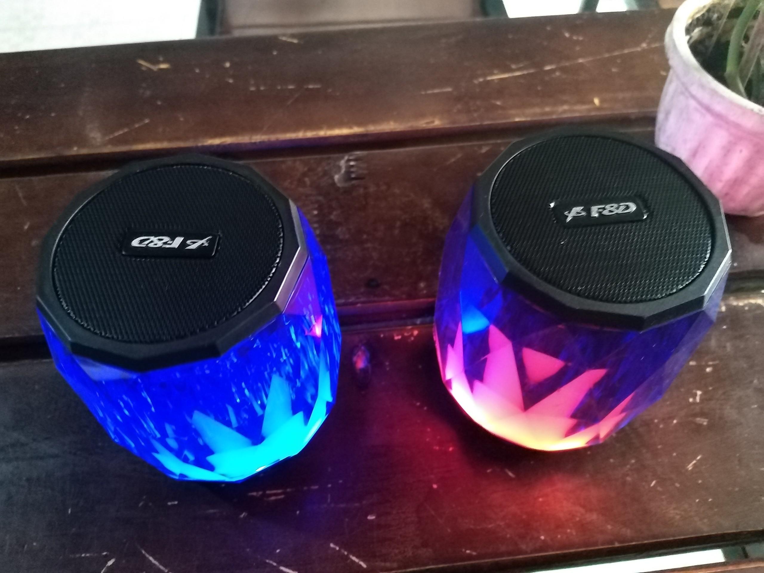 Loa Bluetooth Fenda W8 chính hãng