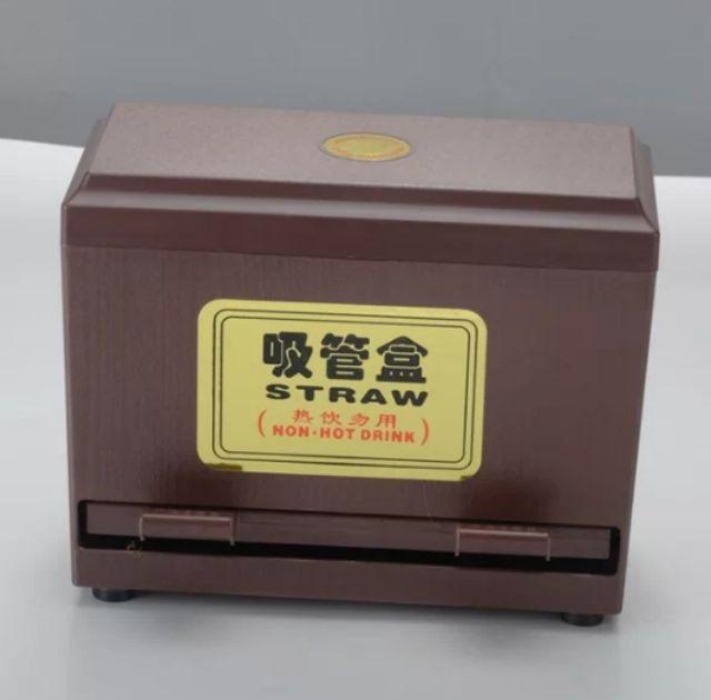 Hộp đựng ống hút