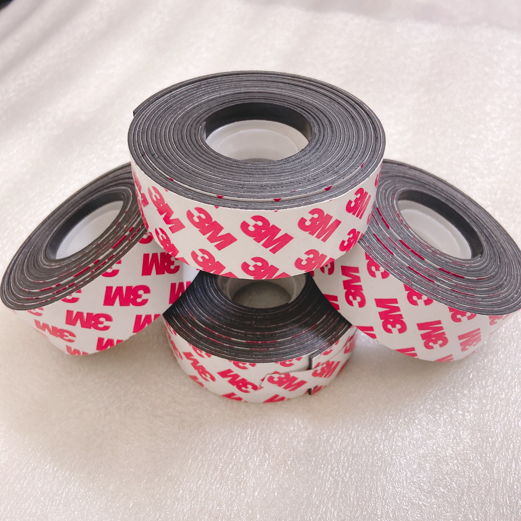 Nam châm dẻo Keo 3M cuộn 2.5cm X 3m X 1.2mm