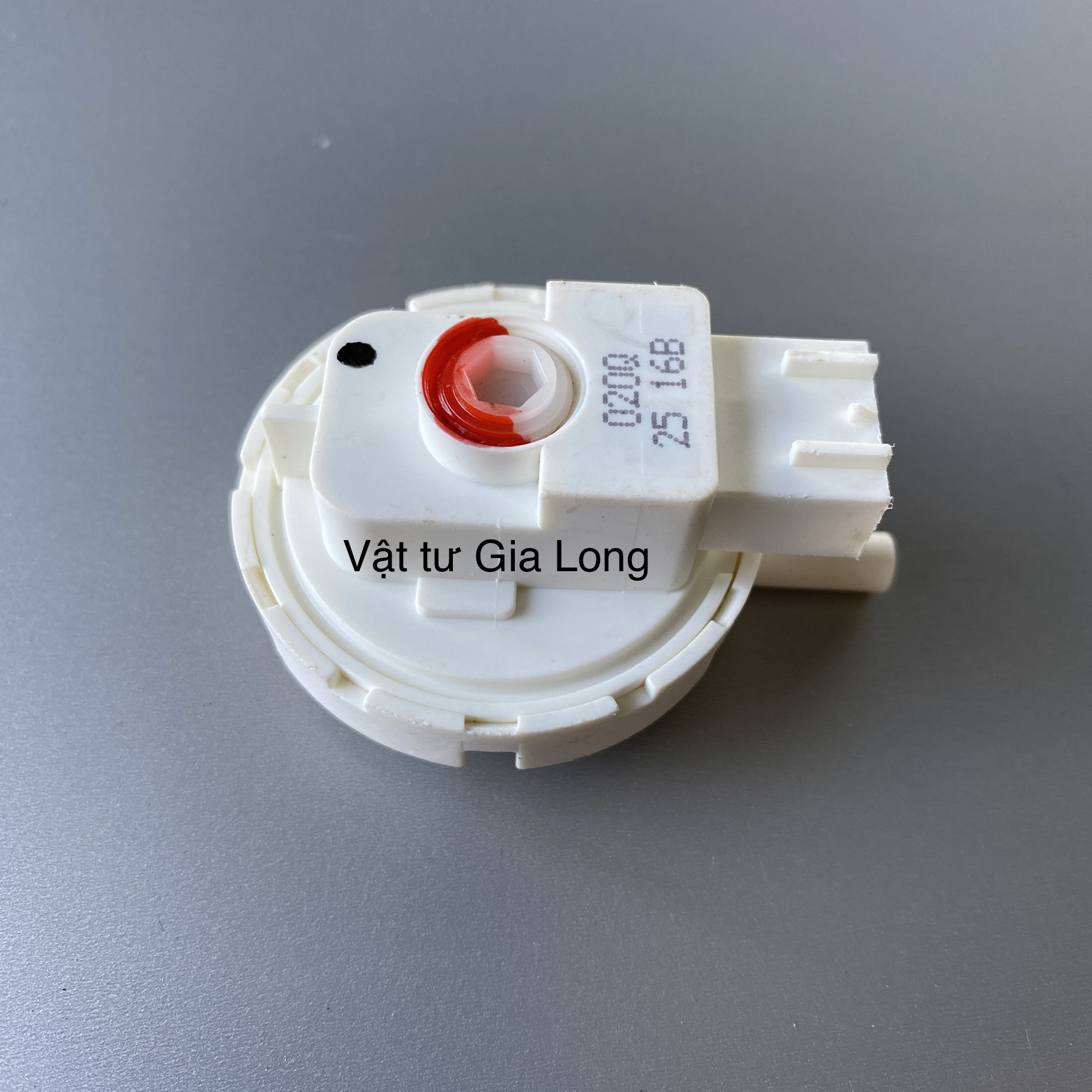 Phao / cảm biến mực nước máy giặt Sharp lồng đứng ( hãng tháo máy )