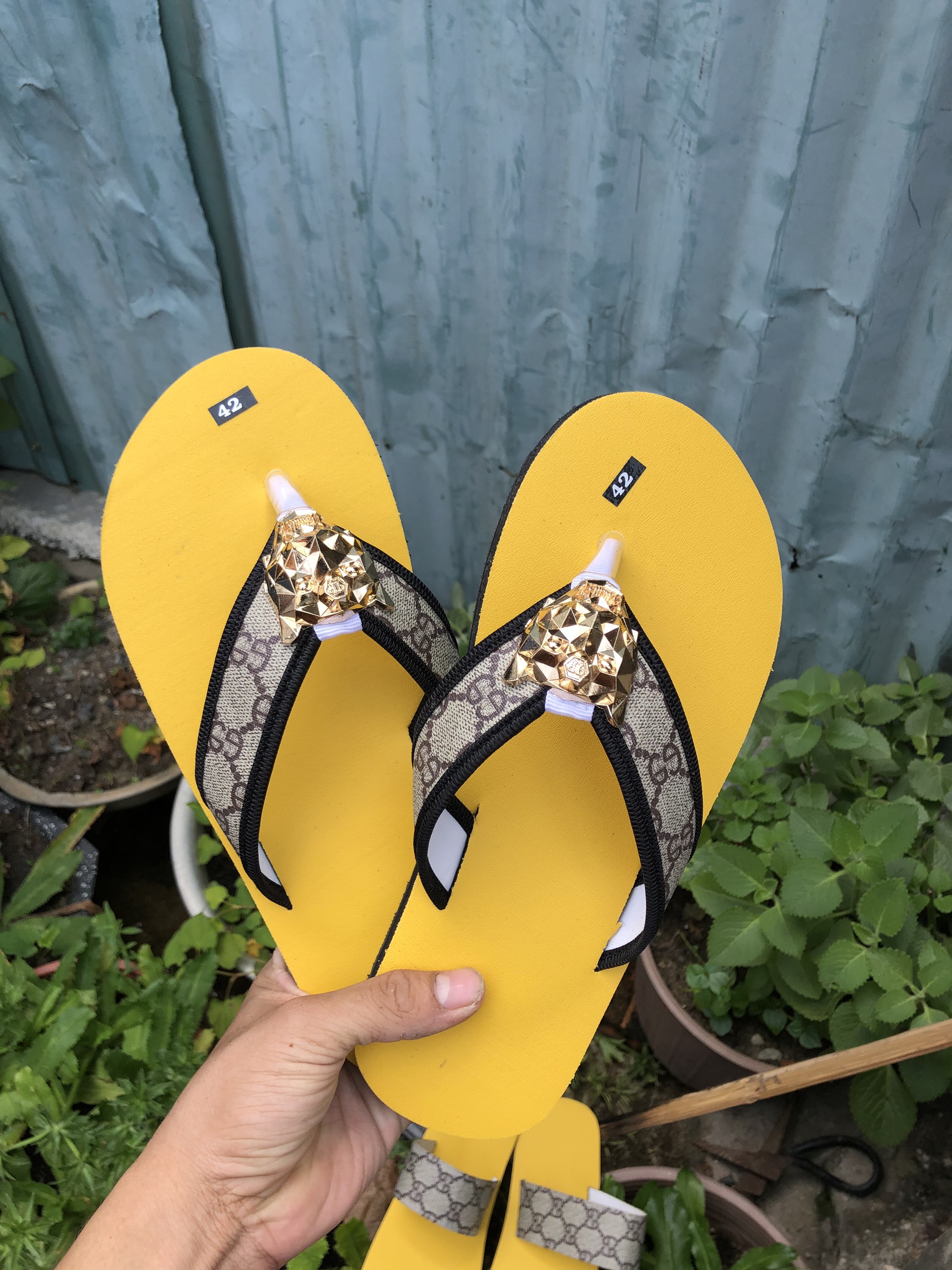 Combo dép sandal cặp đôi nam nữ xỏ ngón vang