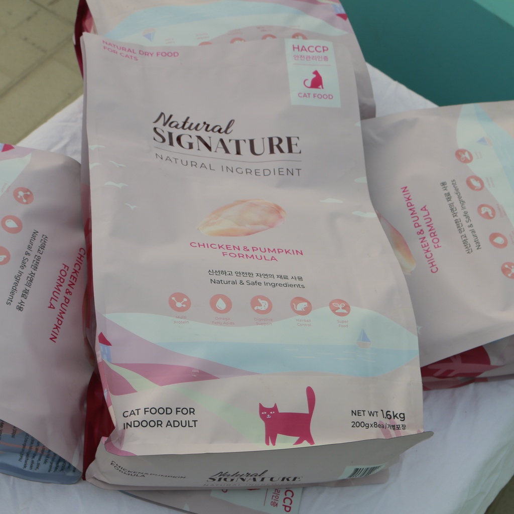 [1,6kg tặng 200g] Hạt Hữu Cơ Natural Signature Cho MÈO Mọi Lứa Tuổi