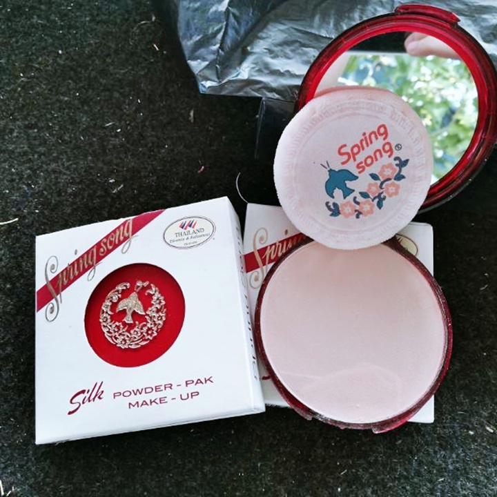 Phấn Nền Trang Điểm Con Én Spring Song Thái Lan – HKB739