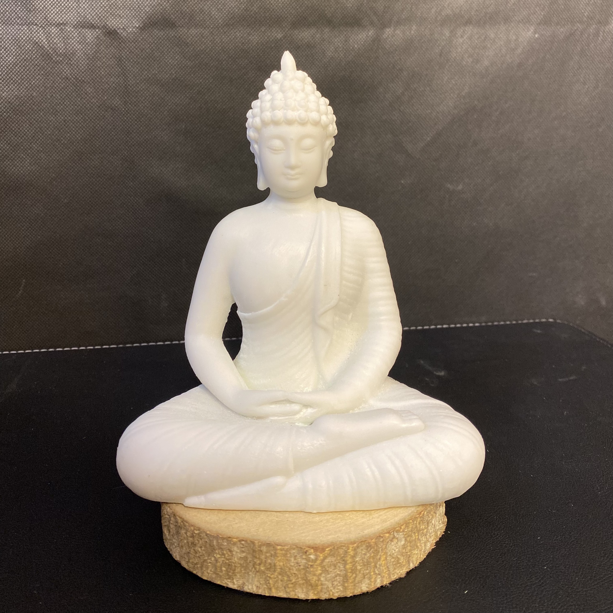 Tượng Phật Thích Ca cao 15cm - Tuệ Nga