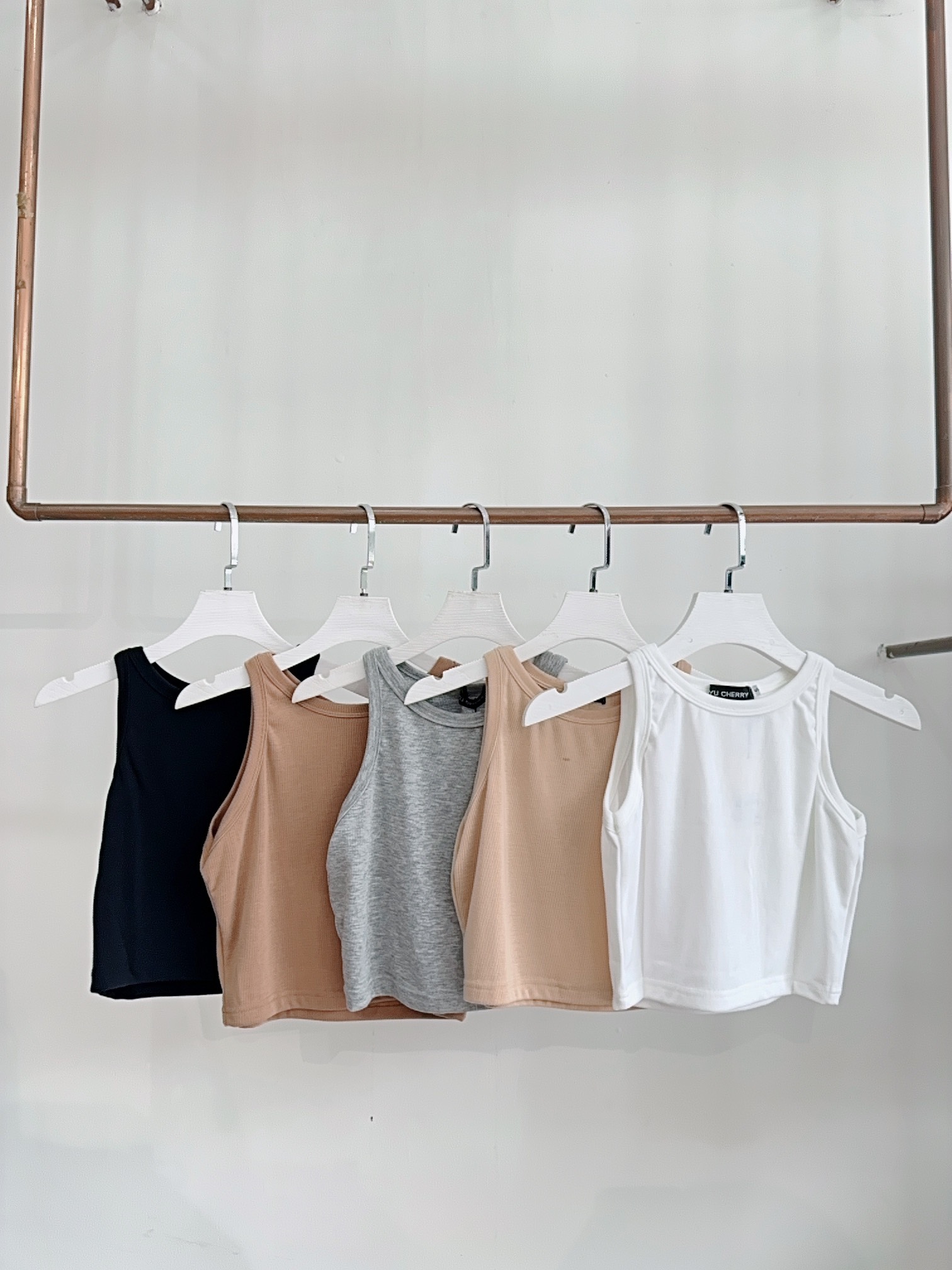YU CHERRY | Áo ba lỗ croptop không xù lông Basic Tank Top YA441