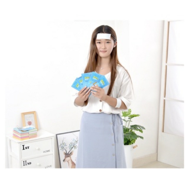DÁN HẠ SỐT CHO TRẺ ( 1 GÓI 2 MIẾNG)
