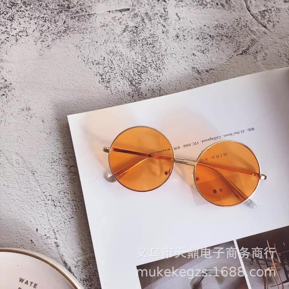 Mắt kính trẻ em