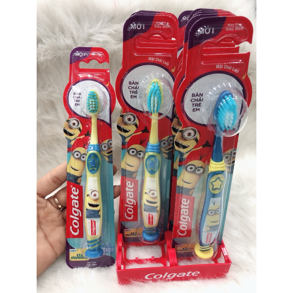 bàn chải đánh răng Colgate Minions siêu mềm​ cho bé