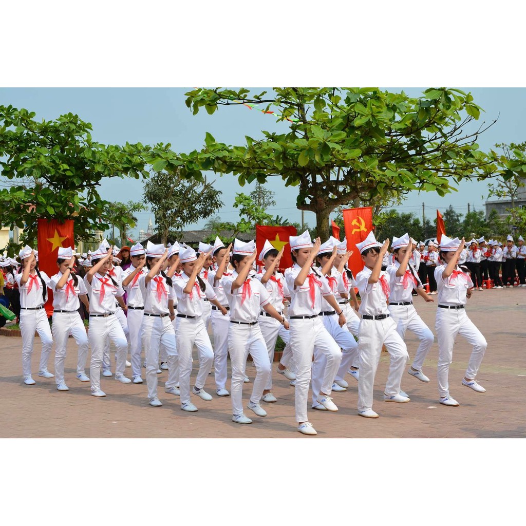 Quần áo nghi thức tay ngắn quần dài cho học sinh