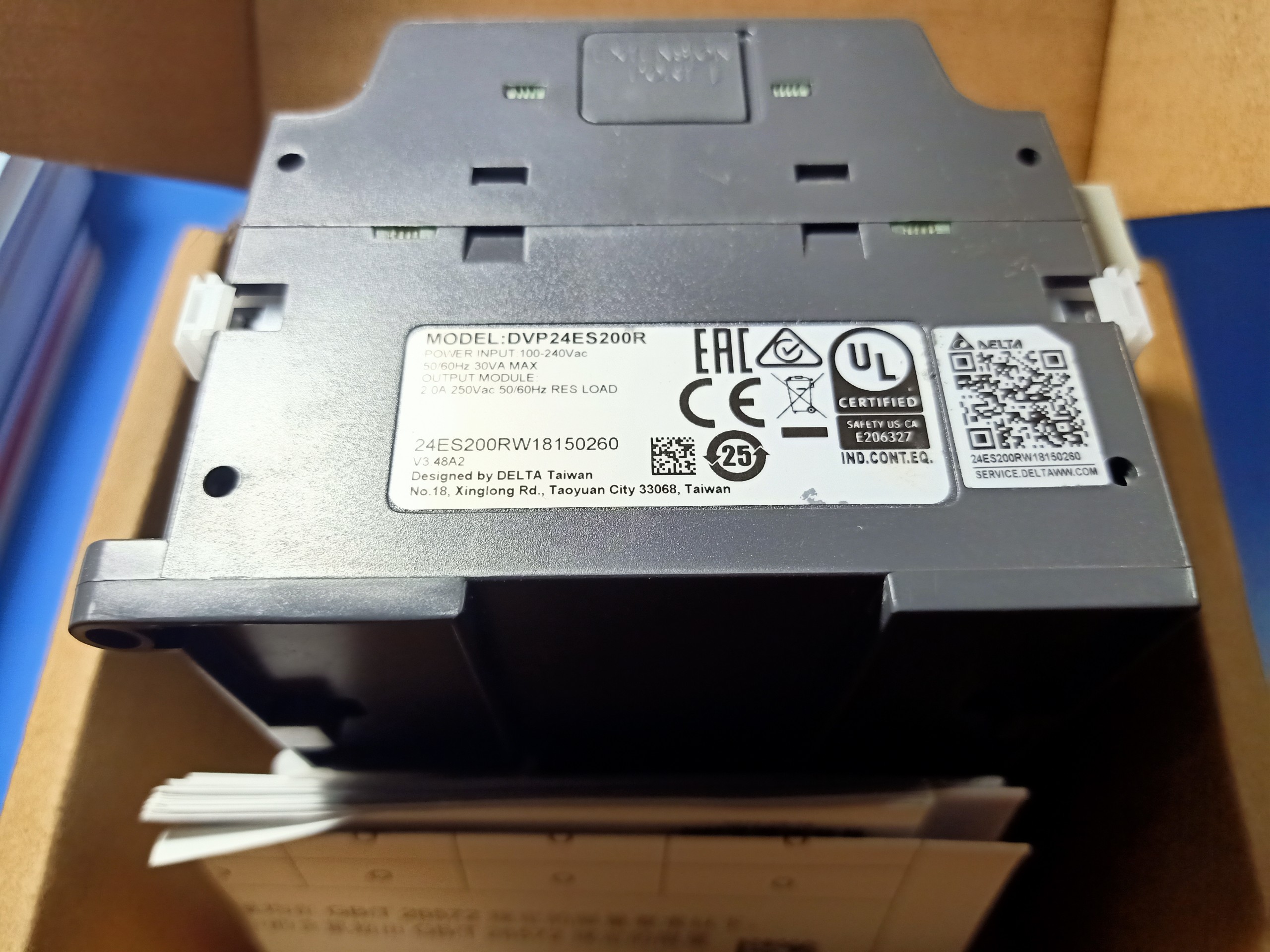 PLC Delta DVP24ES200R