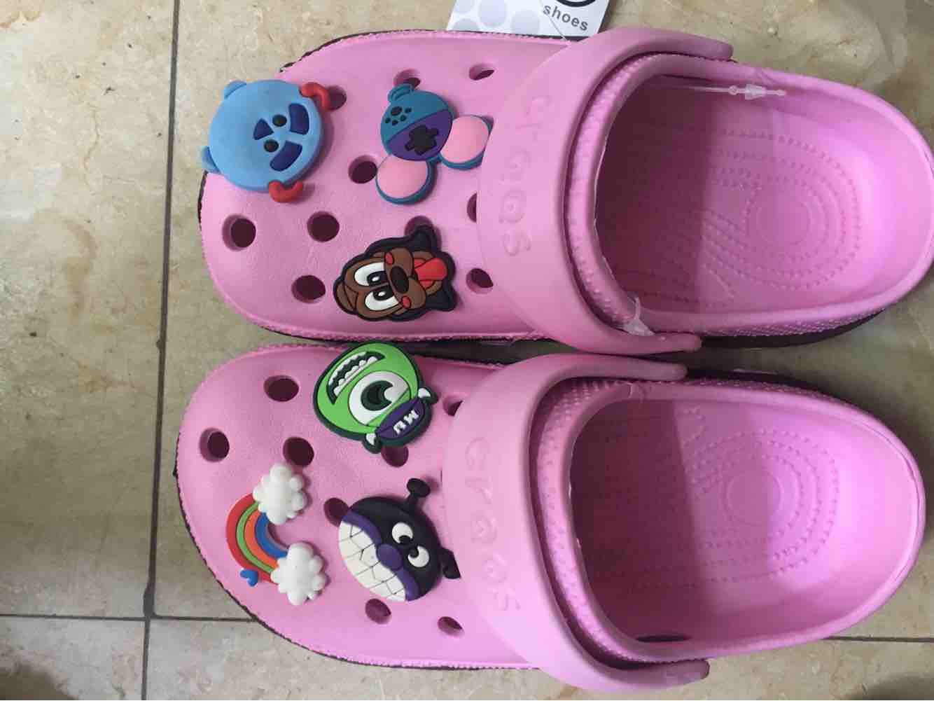 Dép sục cho bé (tặng kèm 6 sticker)