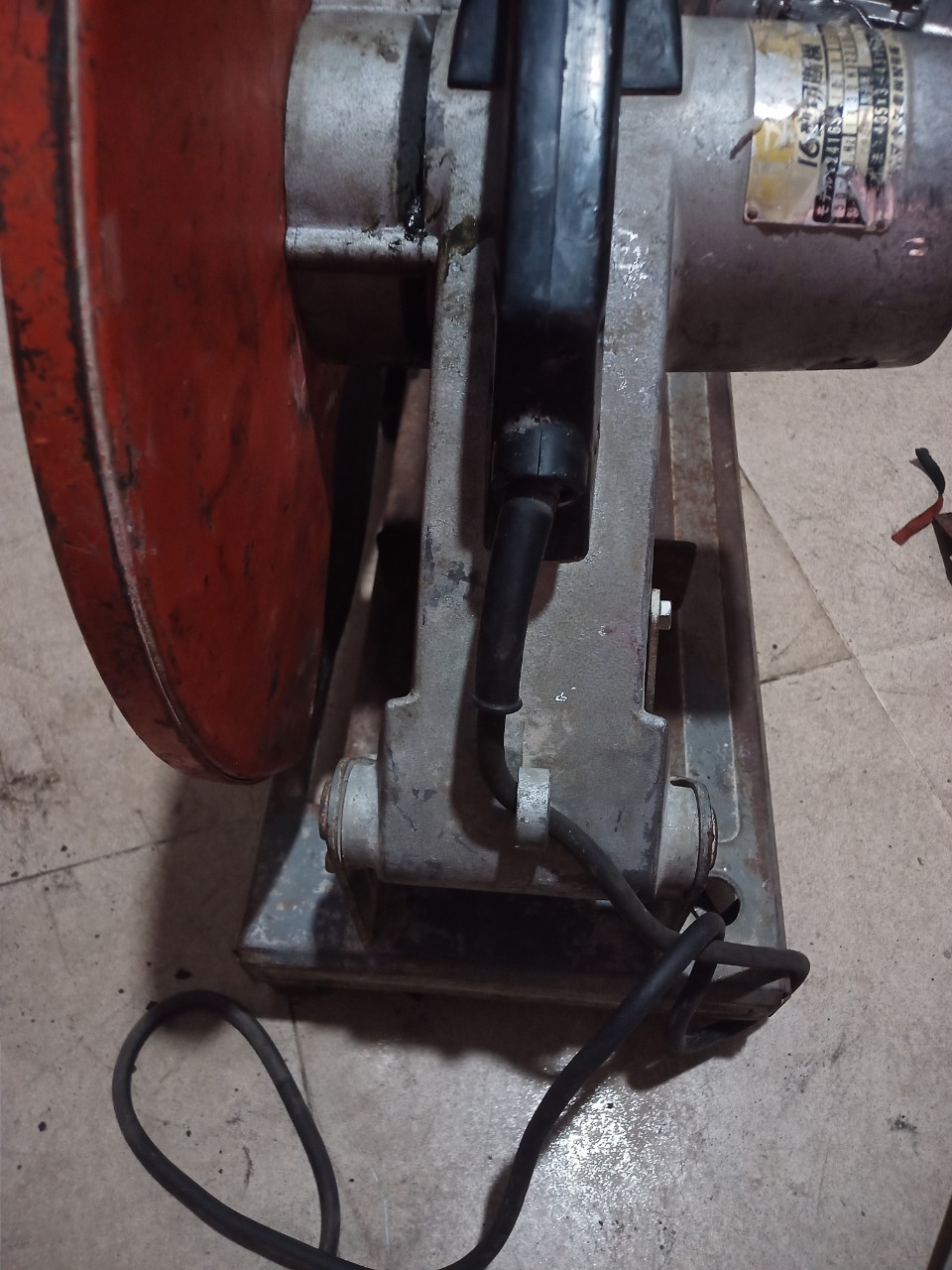 Máy cắt tôn tấm 3.0mm hàng bãi nhật