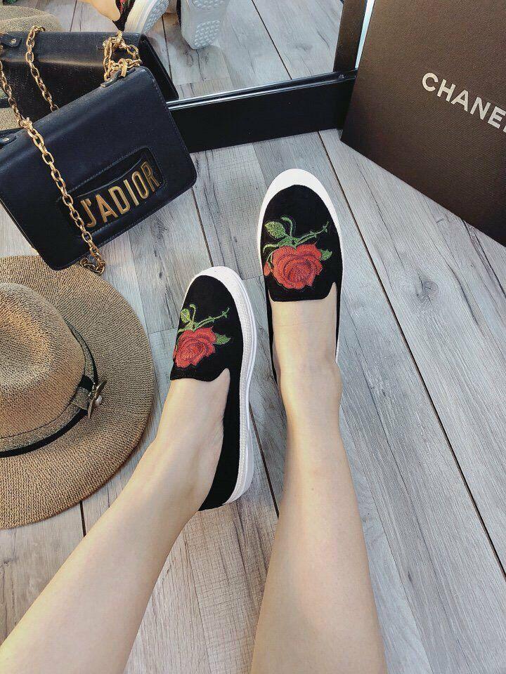 Giày Slipon nữ thêu hàng siêu đẹp