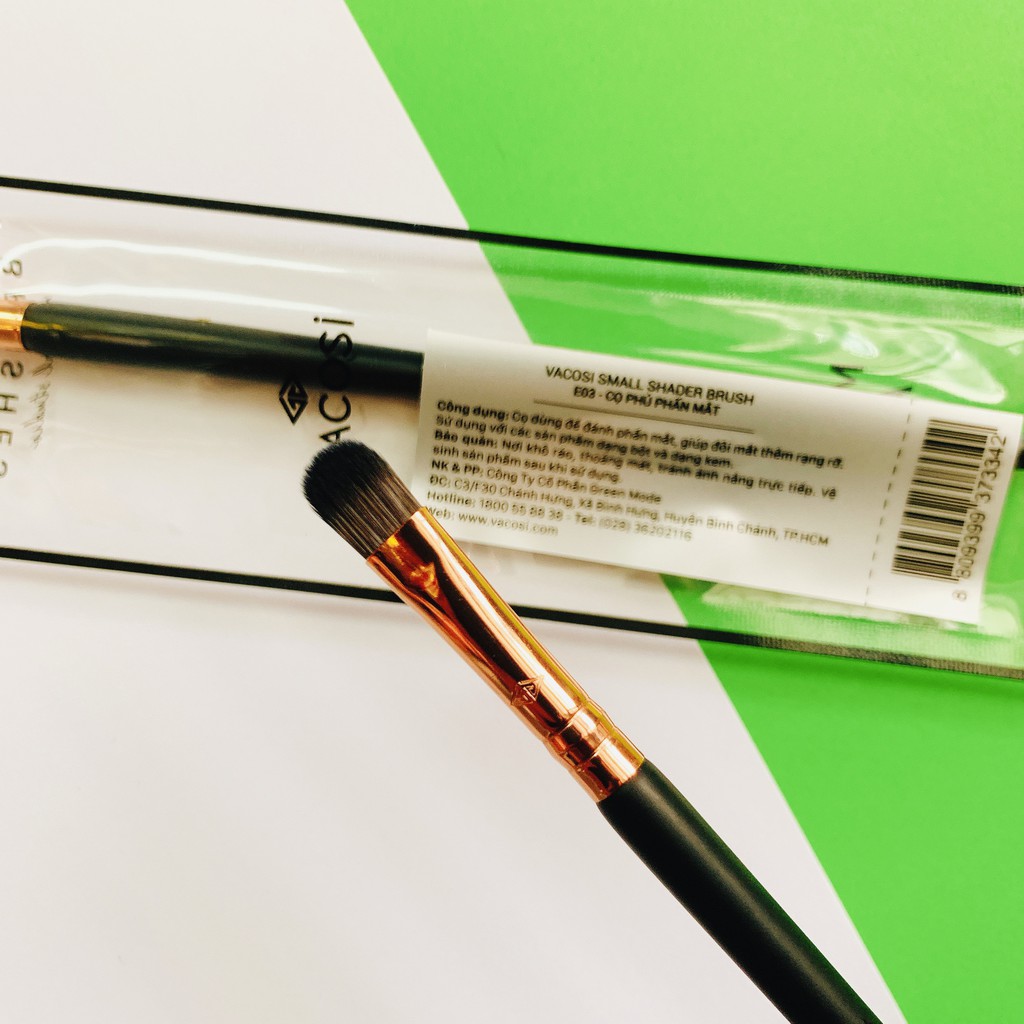 Vacosi Cọ Phủ Phấn Mắt Shader Brush E03