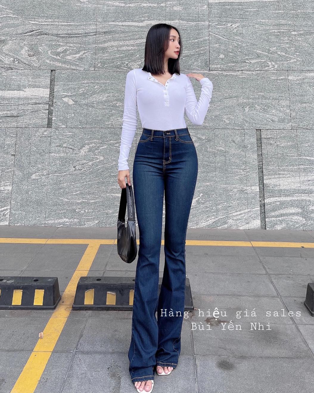 Quần jeans loe Fashion nova