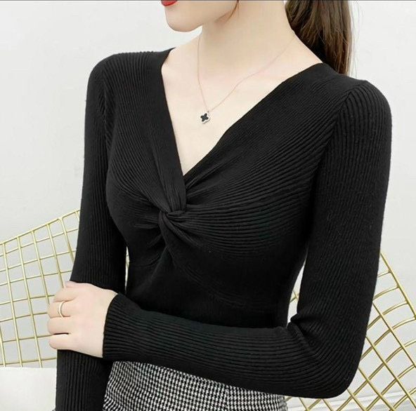 (FREE SHIP) Áo  thun nữ xoắn mẫu mới cực kì hot.