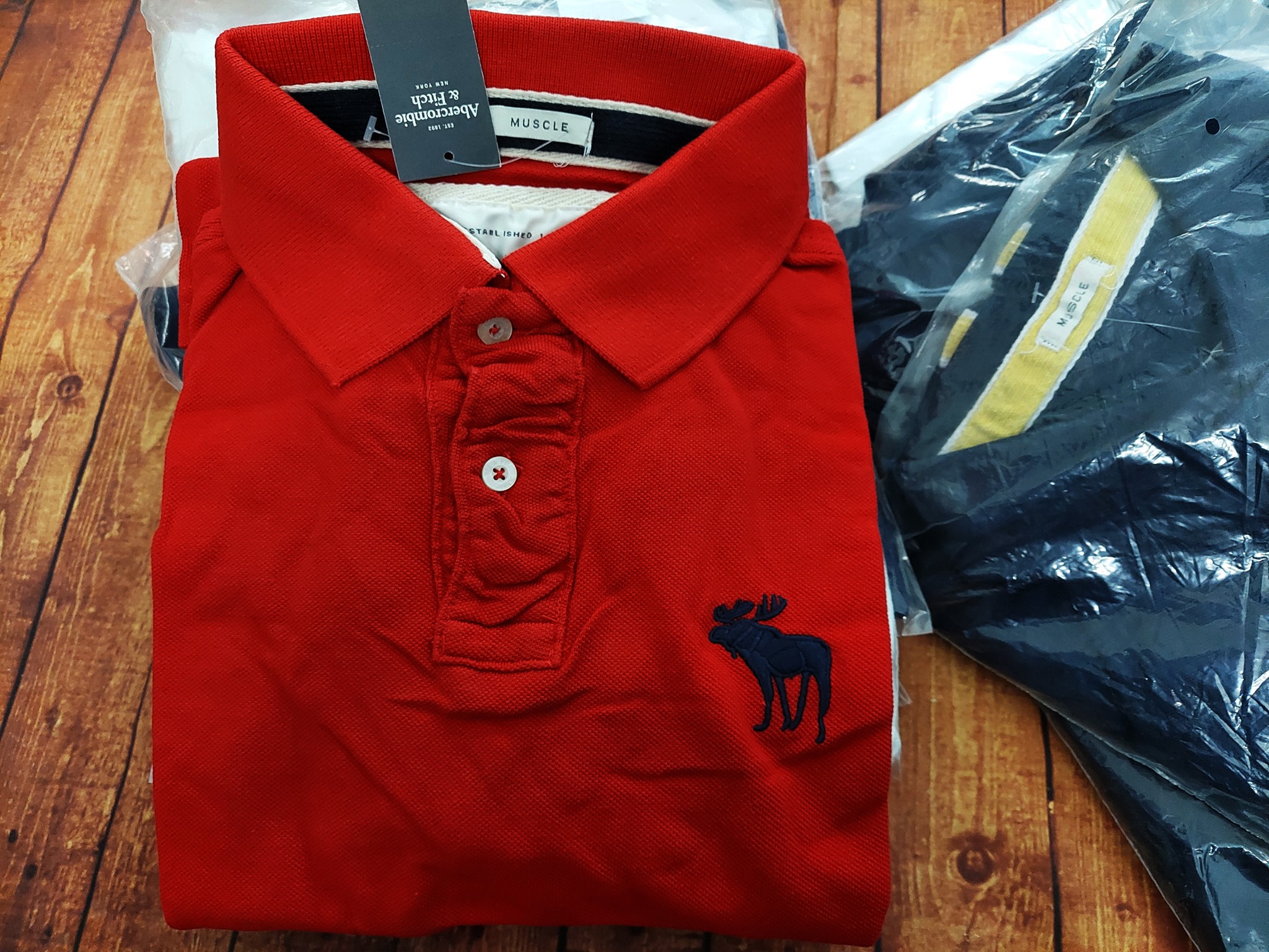 Áo thun Polo Abercrombie Red