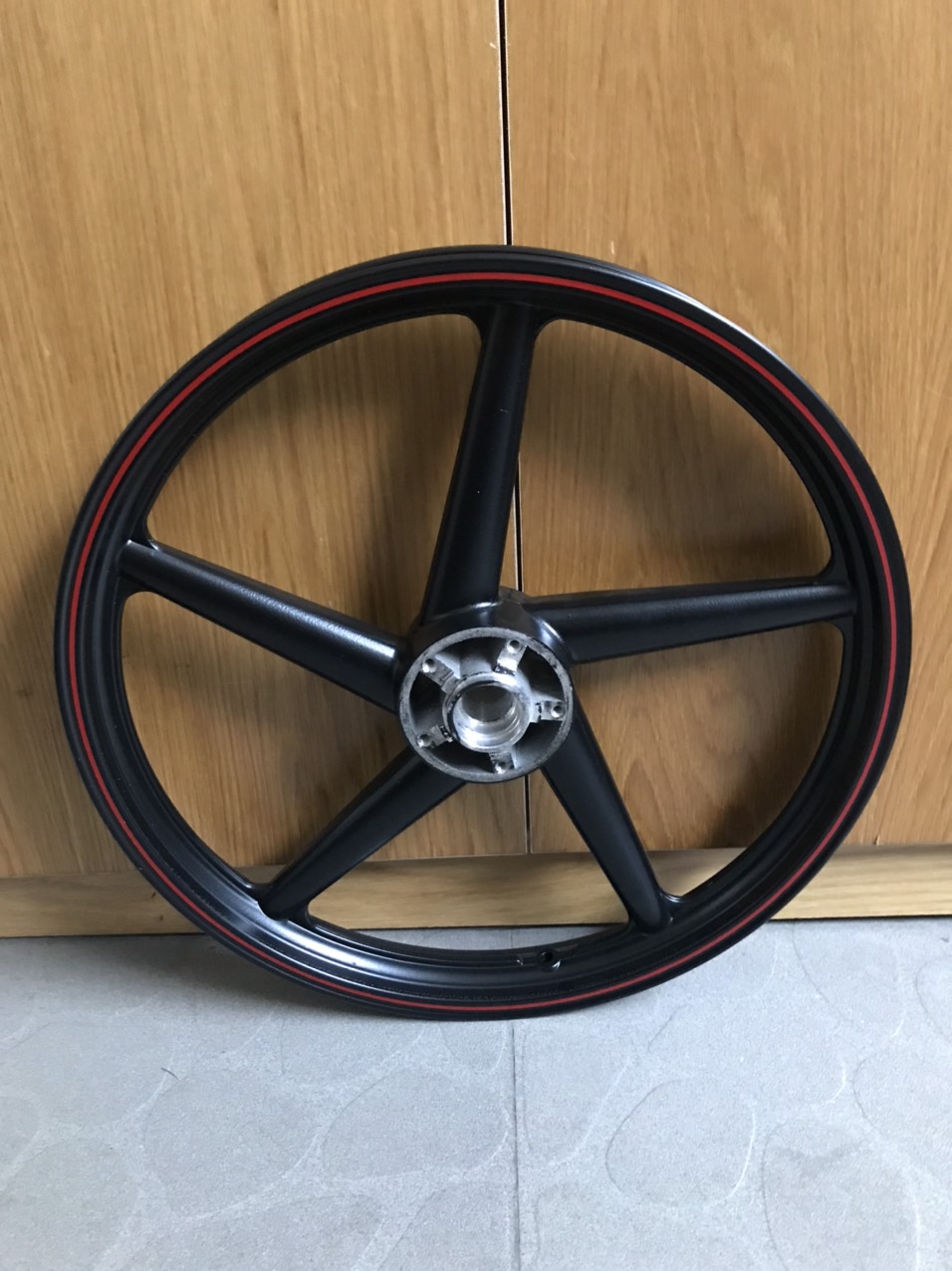 BÁN LẺ 1 CÁI MÂM TRƯỚC HOẶC SAU 5 CÂY VÀ 6 CÂY DREAM WAVE THEO YÊU CẦU(GIÁ 1 CÁI)