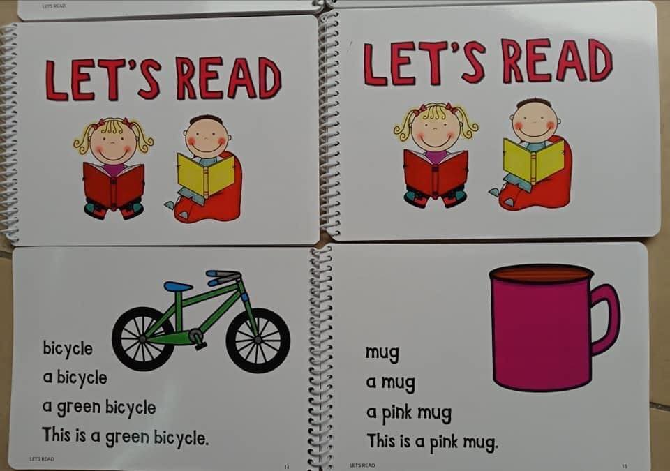 Đồ chơi cho bé học tiếng anh (Tặng kèm file nghe) Let's Read 2c