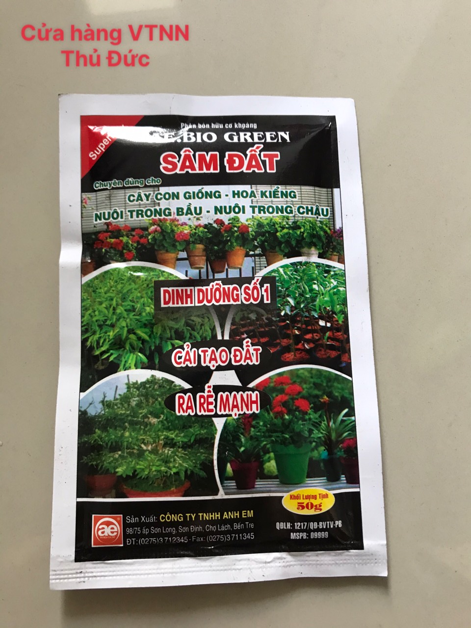 Phân bón hữu cơ khoáng Sâm Đất Ra rễ Cực Mạnh 50gr